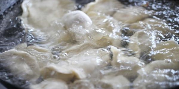 速凍水餃煮多久
